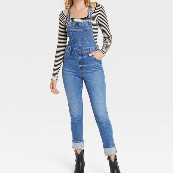 Universal Thread Medium Wash Denim Overalls - Picture 1 of 2